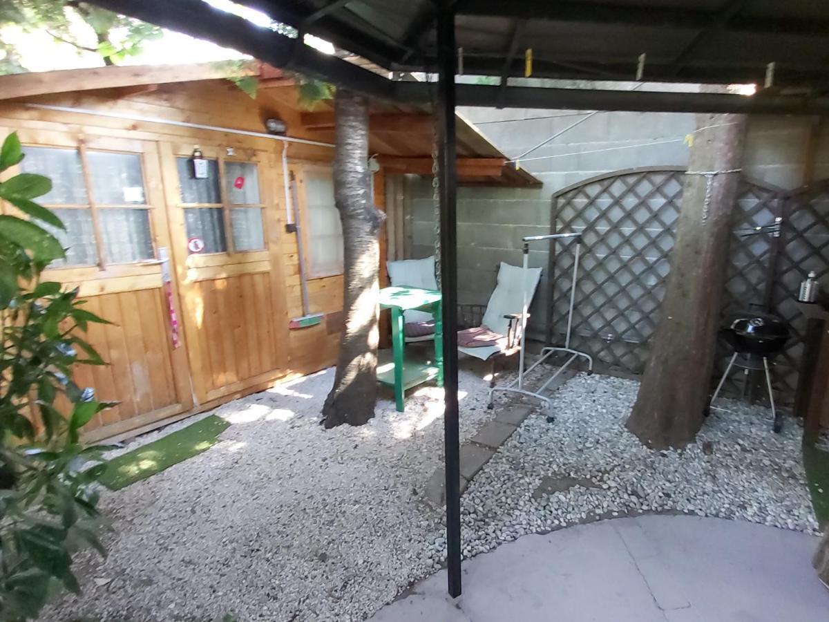 Relax BUNGALOW Terrace, 2 db TERASZOS FAHÁZ Siófok Exterior foto